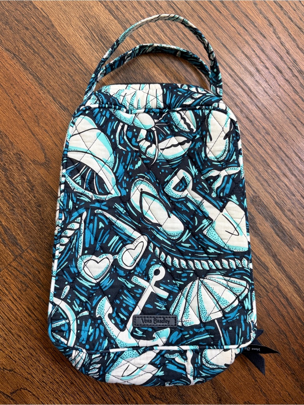 Vera Bradley Quilted Lunch Bag in RETIRED Shore Enough